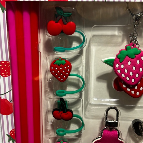 Strawberry and Cherry Water Bottle Accessory Set - Picture 5 of 8